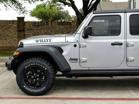 Used 2021 Jeep Wrangler Unlimited Sport image 21