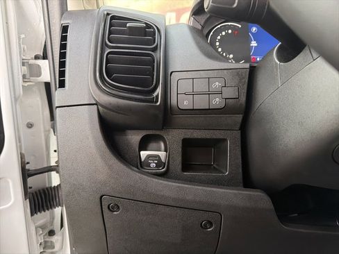 Used 2025 RAM ProMaster 2500 w/ U-Haul Equipment Group image 19