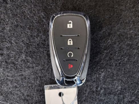 Used 2025 Chevrolet Blazer LT FWD image 30