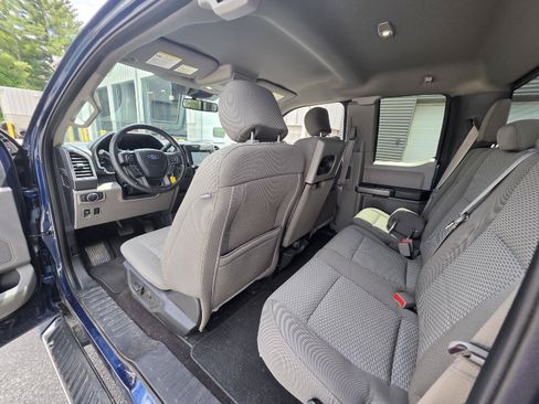 Used 2019 Ford F150 XLT w/ Equipment Group 302A Luxury AWD/4WD image 11