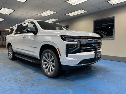 New 2026 Chevrolet Suburban Premier w/ Sun And Tow Package image 1