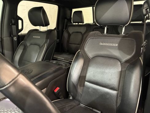 Used 2023 RAM 1500 Laramie AWD/4WD image 13