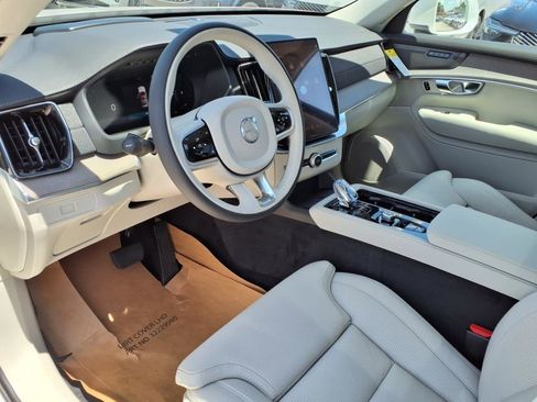 New 2026 Volvo XC90 B6 Ultra image 12