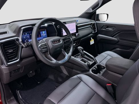 Used 2025 GMC Canyon Elevation w/ Convenience Package RWD image 9