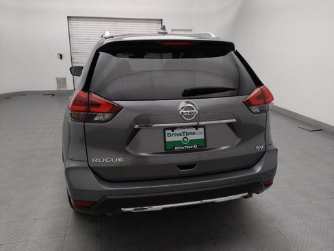 Used 2020 Nissan Rogue SV FWD image 6