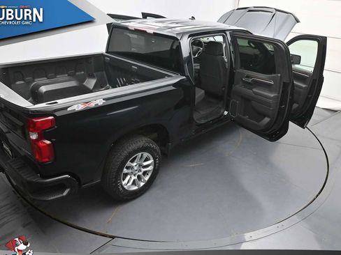 Used 2023 Chevrolet Silverado 1500 RST AWD/4WD image 40