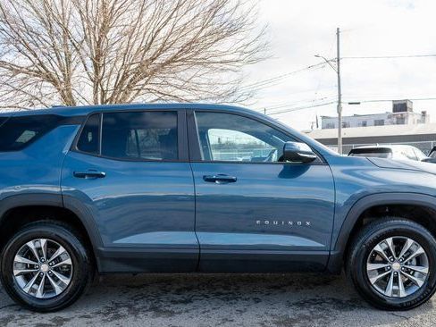 Used 2025 Chevrolet Equinox LT image 5