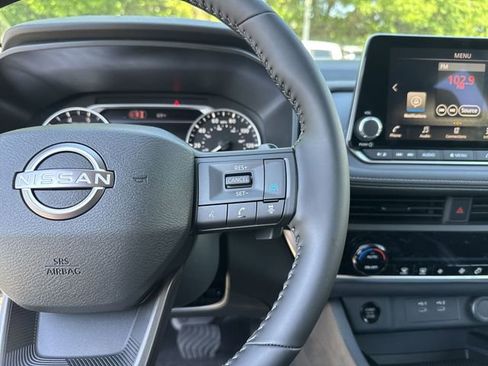 New 2026 Nissan Rogue SV AWD/4WD image 18