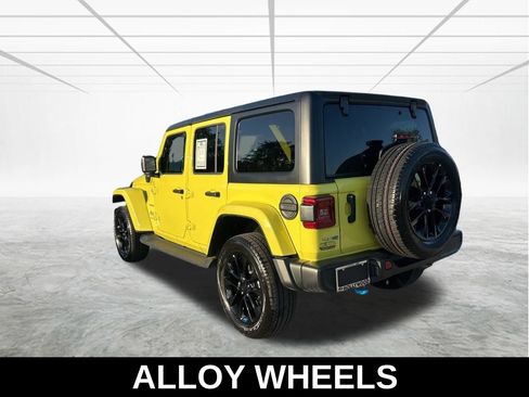 Used 2023 Jeep Wrangler Unlimited Sahara w/ Cold Weather Group image 7