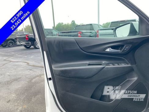 Used 2024 Chevrolet Equinox LT w/ LPO, Floor Liner Package FWD image 12