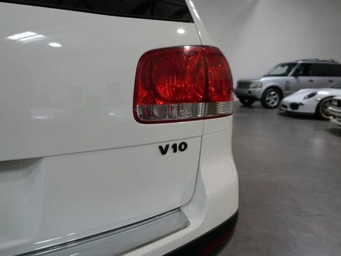 Used 2006 Volkswagen Touareg V10 TDI AWD/4WD image 22