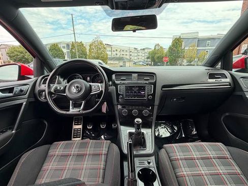 Used 2016 Volkswagen GTI S FWD image 17