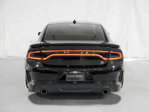 Used 2023 Dodge Charger Scat Pack RWD image 4