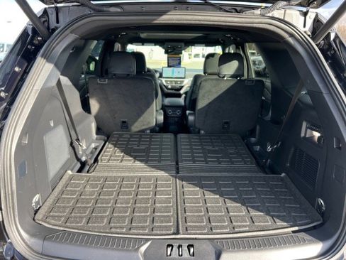 Certified 2025 Ford Explorer ST image 24