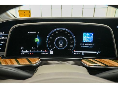 Used 2023 Cadillac Escalade Premium Luxury Platinum image 13