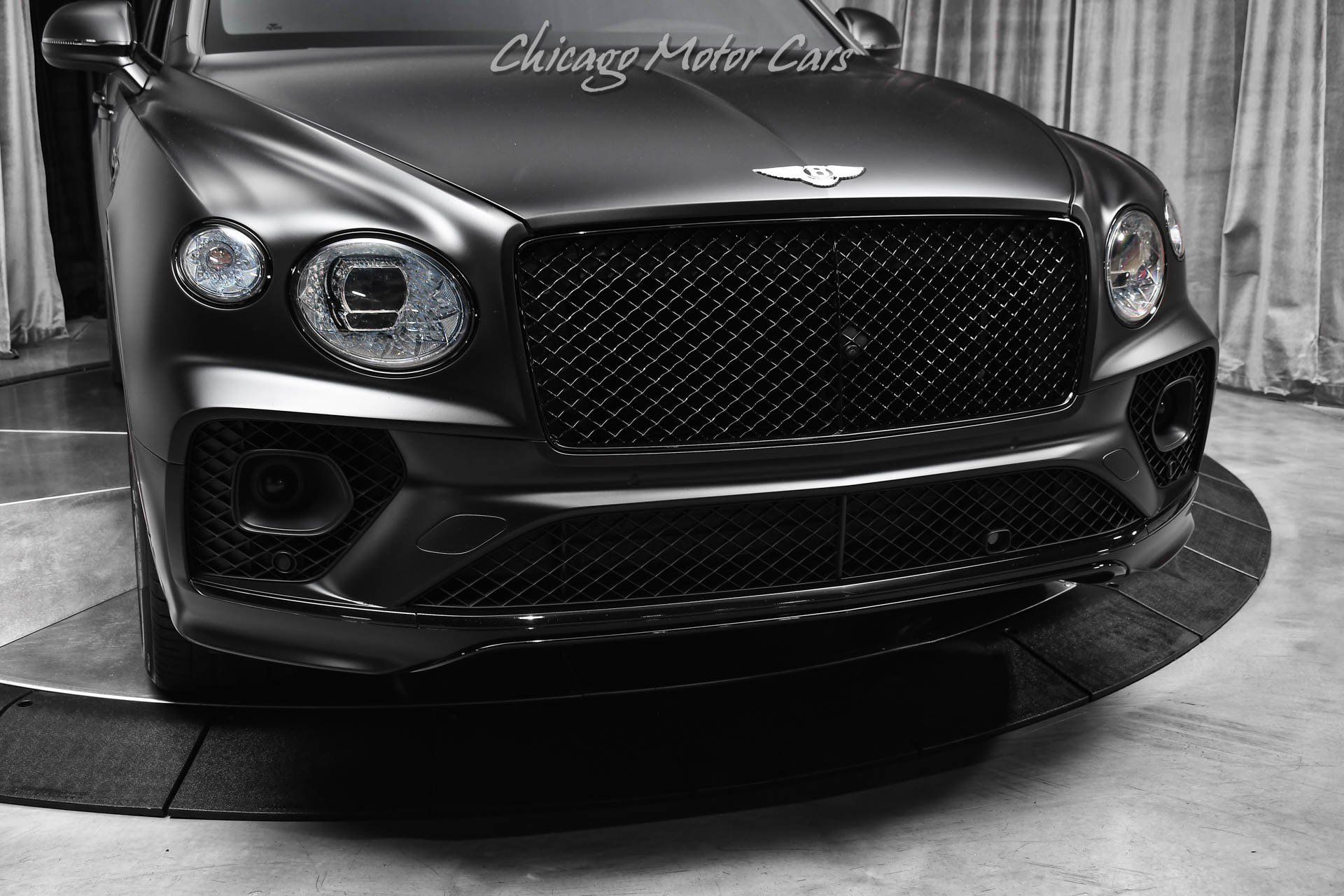 Used 2021 Bentley Bentayga AWD/4WD image 55