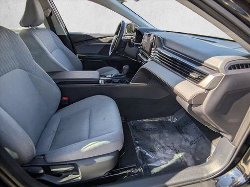 Used 2025 Toyota Camry LE w/ Convenience Package FWD image 19