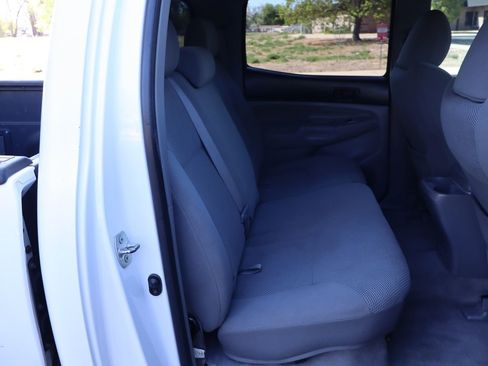 Used 2010 Toyota Tacoma 4x4 Double Cab image 21
