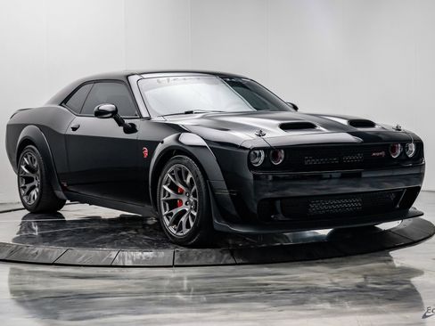 Used 2022 Dodge Challenger SRT Hellcat RWD image 29