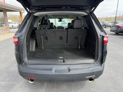 Used 2019 Chevrolet Traverse LT w/ LT Premium Package image 6
