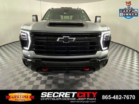 Used 2025 Chevrolet Silverado 2500 LTZ w/ Trail Boss Package AWD/4WD image 2
