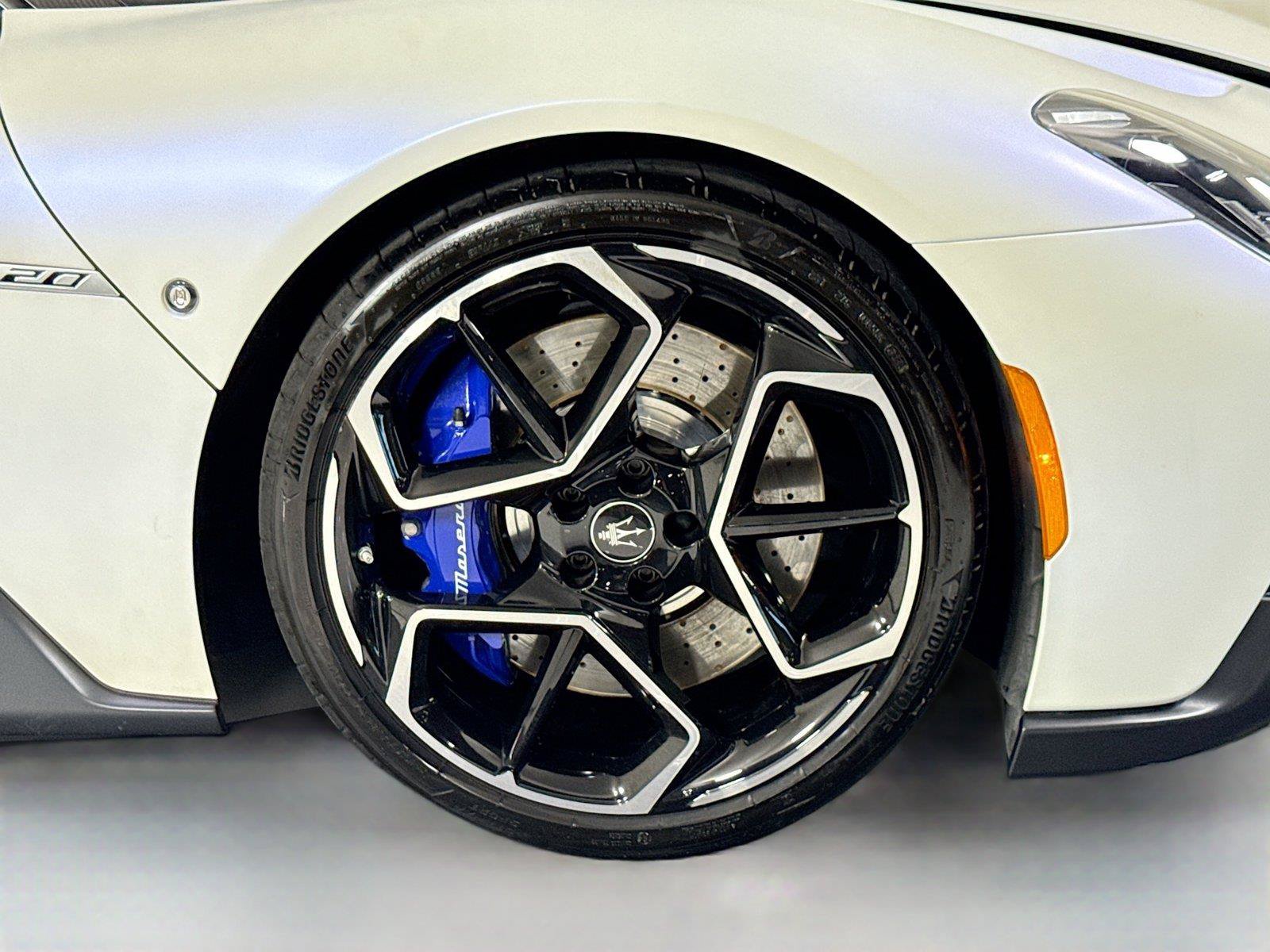 Used 2023 Maserati MC20 Coupe RWD image 37