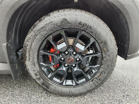 Used 2025 Nissan Armada PRO-4X w/ Pro-4X Premium Package AWD/4WD image 7