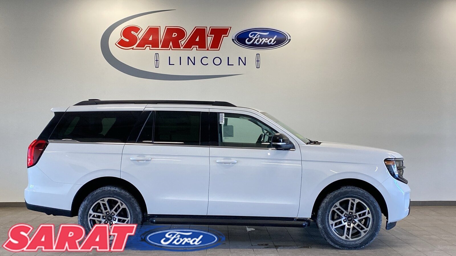 New 2026 Ford Expedition Active AWD/4WD image 1