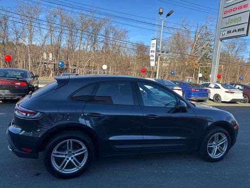 Used 2024 Porsche Macan image 6