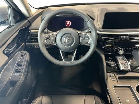 New 2025 Acura MDX SH-AWD image 17