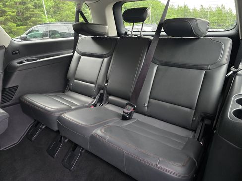 Used 2025 Ford Expedition Max Active AWD/4WD image 11