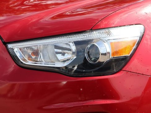 Used 2014 Mitsubishi Outlander Sport ES FWD image 10
