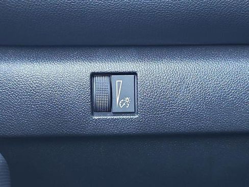 Certified 2025 Chevrolet Colorado LT image 17