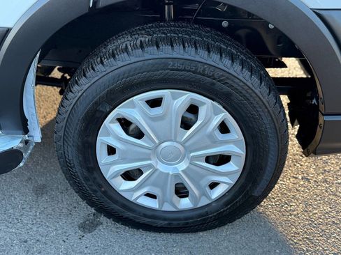 Used 2024 Ford Transit 250 Low Roof w/ Exterior Upgrade Package image 84