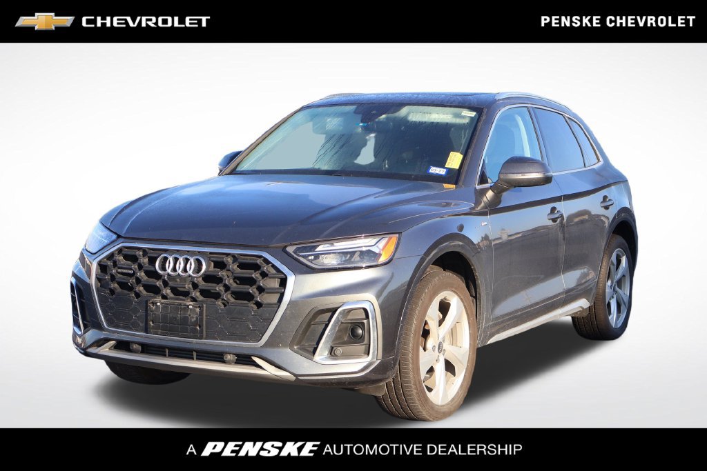 Used 2023 Audi Q5 2.0T Premium Plus w/ Premium Plus Package AWD/4WD image 1