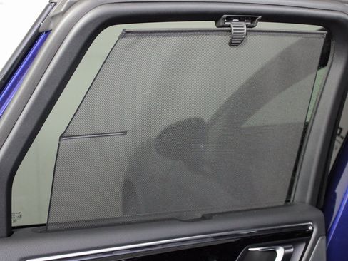 Certified 2025 Porsche Macan image 33