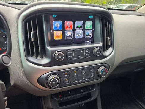 Used 2018 Chevrolet Colorado LT AWD/4WD image 27