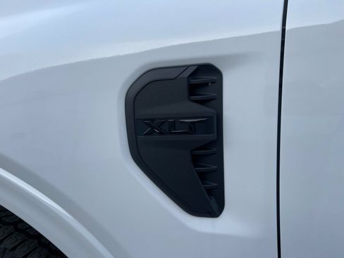New 2026 Ford Ranger XLT w/ Black Appearance Package RWD image 31