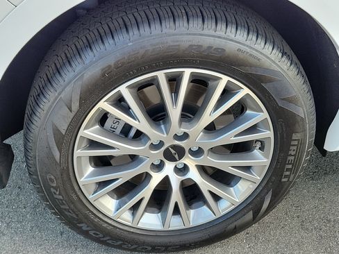Certified 2026 Genesis GV80 2.5T AWD/4WD image 22