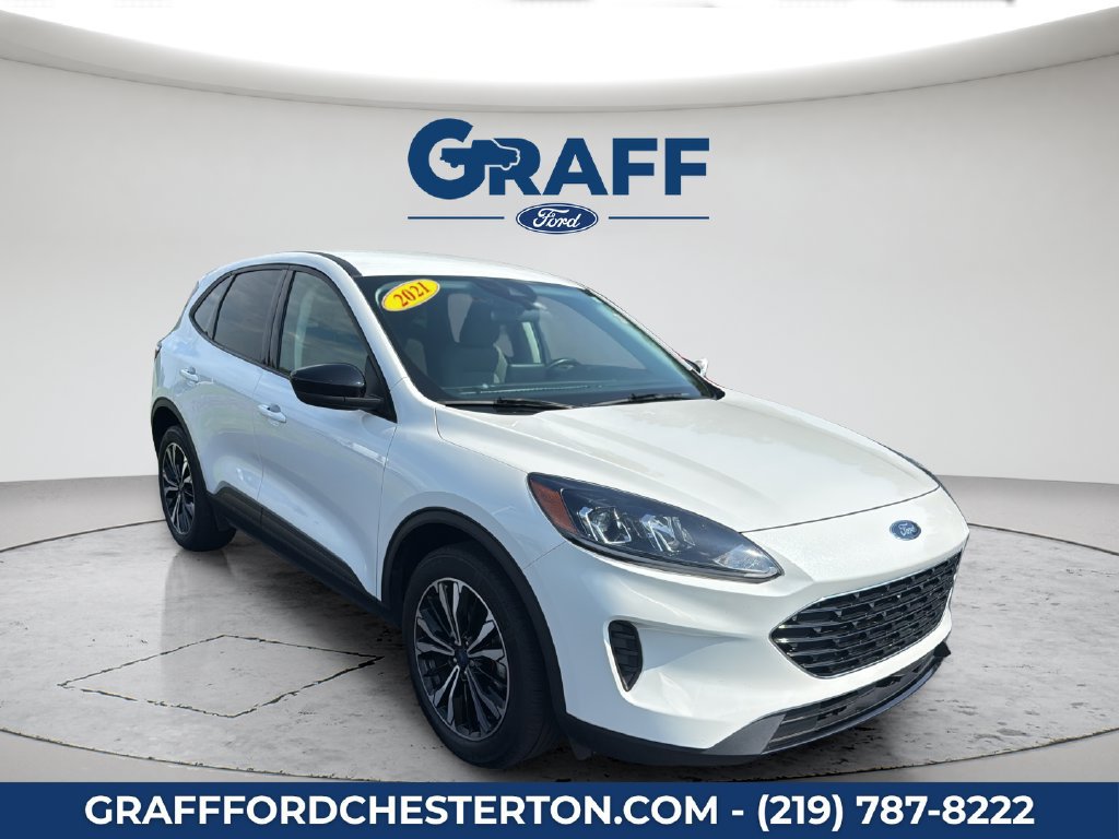 Used 2021 Ford Escape SE w/ SE Sport Appearance Package AWD/4WD image 4