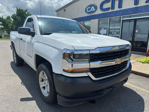 Used 2018 Chevrolet Silverado 1500 W/T w/ WT Convenience Package AWD/4WD image 2