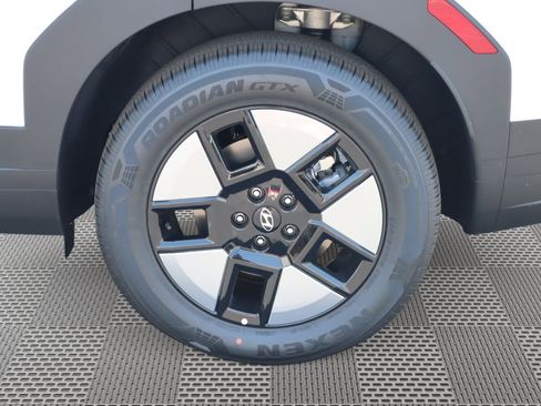 New 2026 Hyundai Santa Fe SE image 5