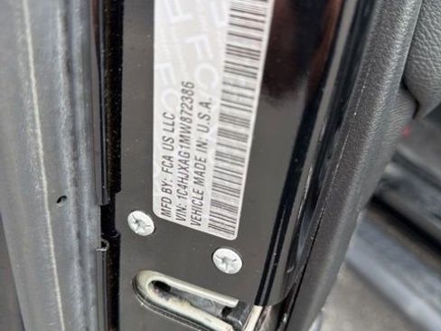 Used 2021 Jeep Wrangler Sport S image 15