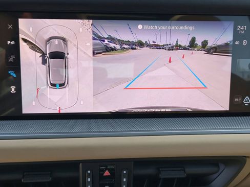 New 2025 Porsche Cayenne image 25