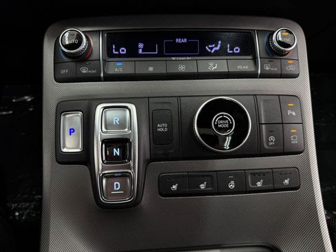 Used 2020 Hyundai Palisade Limited FWD image 16