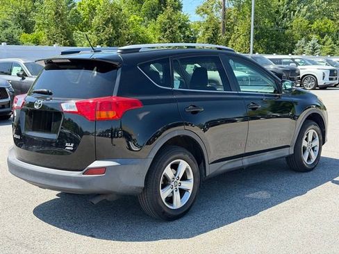 Used 2015 Toyota RAV4 XLE AWD/4WD image 7