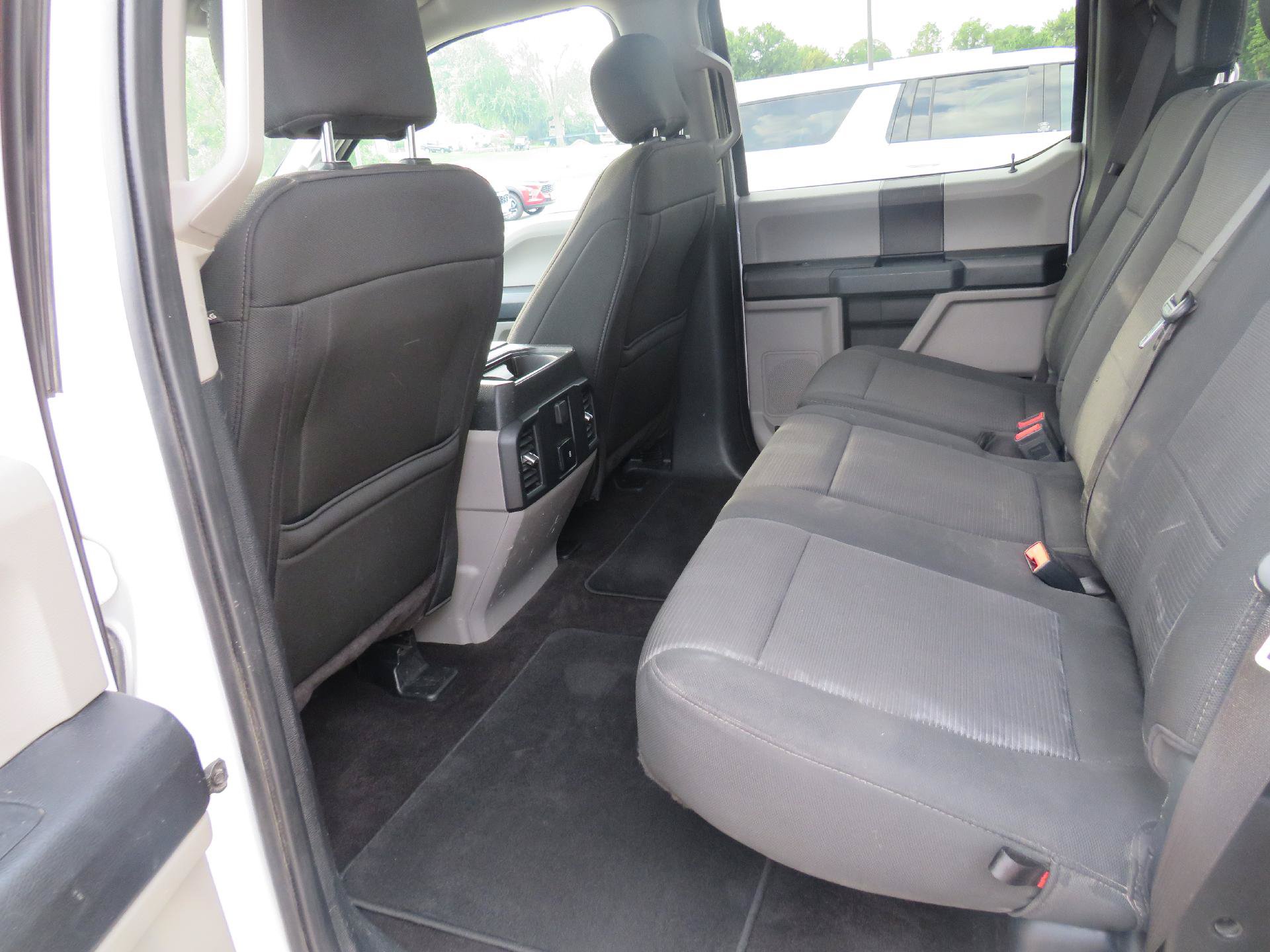 Used 2019 Ford F150 XL w/ Equipment Group 101A Mid AWD/4WD image 8