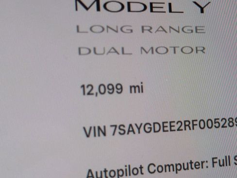 Used 2024 Tesla Model Y Long Range image 24