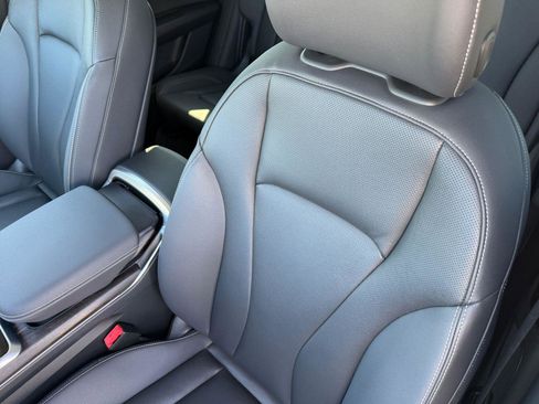 Used 2022 Audi Q8 Premium Plus w/ Premium Plus Package image 40