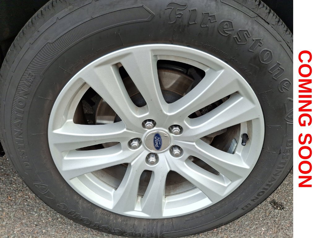 Used 2019 Ford Explorer XLT w/ Equipment Group 202A AWD/4WD image 9
